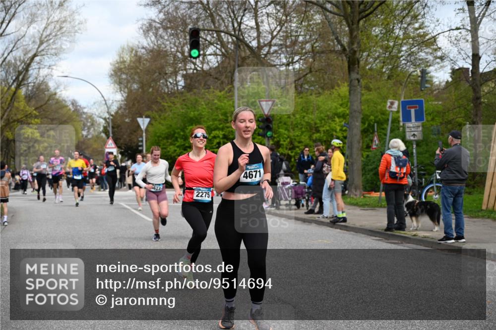 12.04.2026 - 45. Internationalen Wilhelmsburger Insellauf J. Mangold http://msf.ph/oto/9514694 12.04.2026 13:12:32 Ziel 4550, 3914, 2545, 3352, 3348, 5750, 5855, 2280, 3441, 5674, 4841, 2275, 4671, 4627, 4628, 3638, 3638, 4385, 2274, 4919, 4720, 4721, 2998, 2998, 4693, 3519, 4970, 3686, 4643, 2877, 5265, 5266, 4648, 2026, 5457, 4320, 4249, 3033, 2470, 4364 meine-sportfotos.de