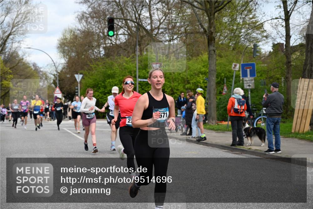 12.04.2026 - 45. Internationalen Wilhelmsburger Insellauf J. Mangold http://msf.ph/oto/9514696 12.04.2026 13:12:32 Ziel 4550, 3914, 2545, 3352, 3348, 5750, 5855, 2280, 3441, 5674, 4841, 2275, 4671, 4627, 4628, 3638, 3638, 4385, 2274, 4919, 4720, 4721, 2998, 2998, 4693, 3519, 4970, 3686, 4643, 2877, 5265, 5266, 4648, 2026, 5457, 4320, 4249, 3033, 2470, 4364 meine-sportfotos.de