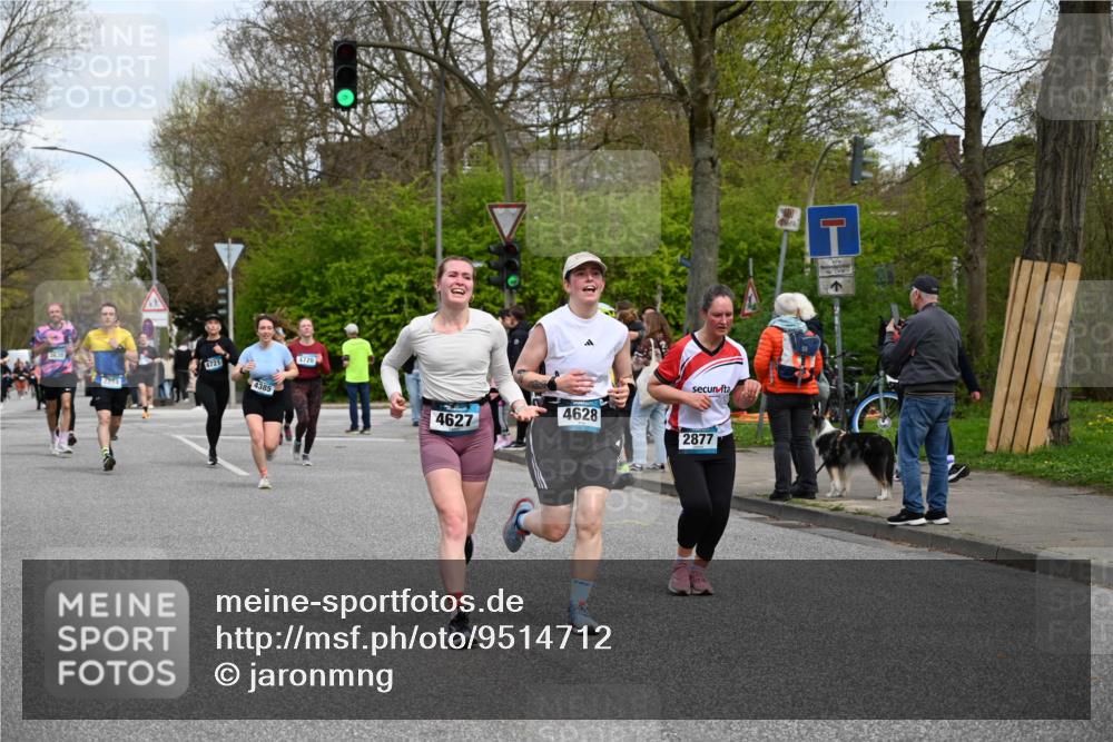 12.04.2026 - 45. Internationalen Wilhelmsburger Insellauf J. Mangold http://msf.ph/oto/9514712 12.04.2026 13:12:34 Ziel 3914, 2545, 3352, 3348, 5750, 5855, 2280, 3441, 5674, 4841, 2275, 4671, 4627, 4628, 3638, 4385, 2274, 4919, 4720, 4721, 2998, 4693, 3519, 4970, 3686, 3519, 4970, 3686, 4643, 2877, 5265, 5266, 4648, 2026, 5457, 4320, 4249, 3033, 2470, 4364, 3942, 5221, 3540 meine-sportfotos.de