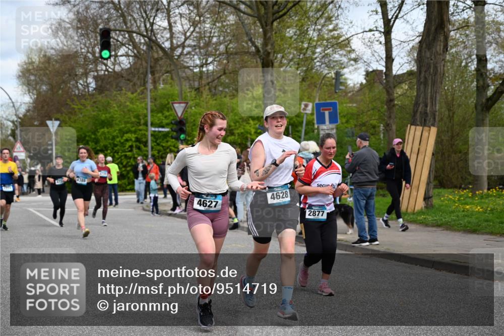 12.04.2026 - 45. Internationalen Wilhelmsburger Insellauf J. Mangold http://msf.ph/oto/9514719 12.04.2026 13:12:35 Ziel 2545, 3352, 3348, 5750, 5855, 2280, 3441, 5674, 4841, 2275, 4671, 4627, 4628, 3638, 4385, 2274, 4919, 4720, 4721, 2998, 4693, 3519, 4970, 3686, 4643, 2877, 5265, 5266, 4648, 2026, 5457, 4320, 4249, 3033, 2470, 4364, 3942, 5221, 3540, 3933 meine-sportfotos.de