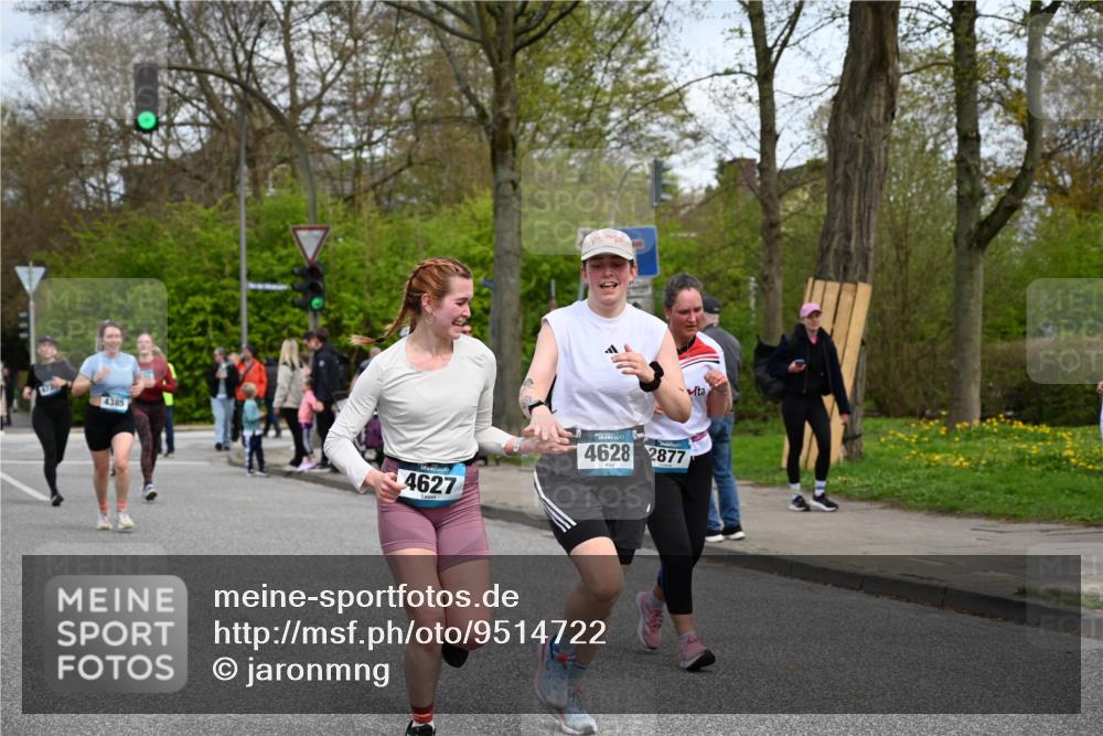 12.04.2026 - 45. Internationalen Wilhelmsburger Insellauf J. Mangold http://msf.ph/oto/9514722 12.04.2026 13:12:35 Ziel 2545, 3352, 3348, 5750, 5855, 2280, 3441, 5674, 4841, 2275, 4671, 4627, 4628, 3638, 4385, 2274, 4919, 4720, 4721, 2998, 4693, 3519, 4970, 3686, 4643, 2877, 5265, 5266, 4648, 2026, 5457, 4320, 4249, 3033, 2470, 4364, 3942, 5221, 3540, 3933 meine-sportfotos.de