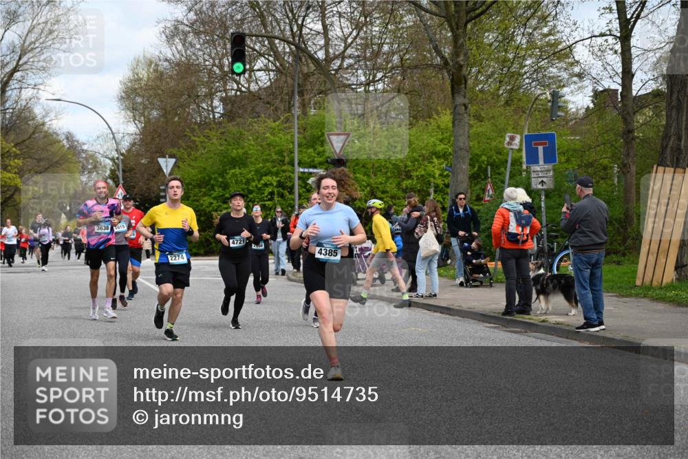 12.04.2026 - 45. Internationalen Wilhelmsburger Insellauf J. Mangold http://msf.ph/oto/9514735 12.04.2026 13:12:37 Ziel 3348, 5750, 5855, 2280, 3441, 5674, 4841, 2275, 4671, 4627, 4628, 3638, 4385, 2274, 4919, 4720, 4721, 2998, 4693, 3519, 4970, 3686, 4643, 4643, 2877, 5265, 5266, 4648, 2026, 5457, 4320, 4249, 3033, 2470, 4364, 3942, 5221, 3540, 3933, 3935, 3805 meine-sportfotos.de
