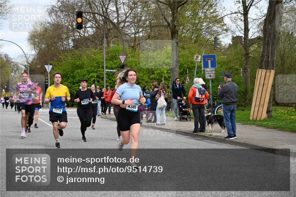 12.04.2026 - 45. Internationalen Wilhelmsburger Insellauf J. Mangold http://msf.ph/oto/9514739 12.04.2026 13:12:37 Ziel 3348, 5750, 5855, 2280, 3441, 5674, 4841, 2275, 4671, 4627, 4628, 3638, 4385, 2274, 4919, 4720, 4721, 2998, 4693, 3519, 4970, 3686, 4643, 4643, 2877, 5265, 5266, 4648, 2026, 5457, 4320, 4249, 3033, 2470, 4364, 3942, 5221, 3540, 3933, 3935, 3805 meine-sportfotos.de