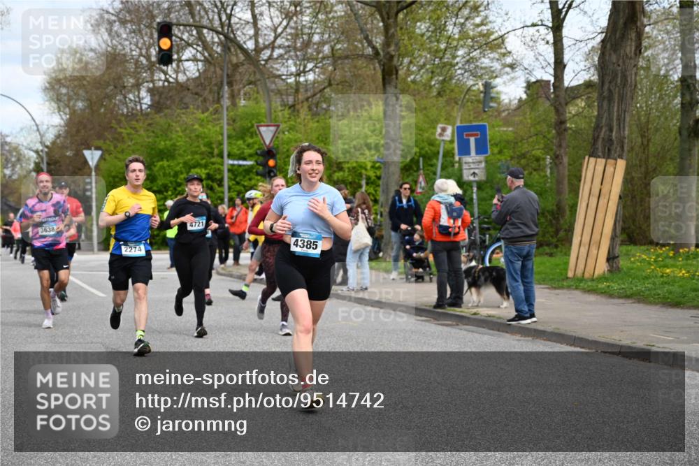 12.04.2026 - 45. Internationalen Wilhelmsburger Insellauf J. Mangold http://msf.ph/oto/9514742 12.04.2026 13:12:37 Ziel 3348, 5750, 5855, 2280, 3441, 5674, 4841, 2275, 4671, 4627, 4628, 3638, 4385, 2274, 4919, 4720, 4721, 2998, 4693, 3519, 4970, 3686, 4643, 4643, 2877, 5265, 5266, 4648, 2026, 5457, 4320, 4249, 3033, 2470, 4364, 3942, 5221, 3540, 3933, 3935, 3805 meine-sportfotos.de