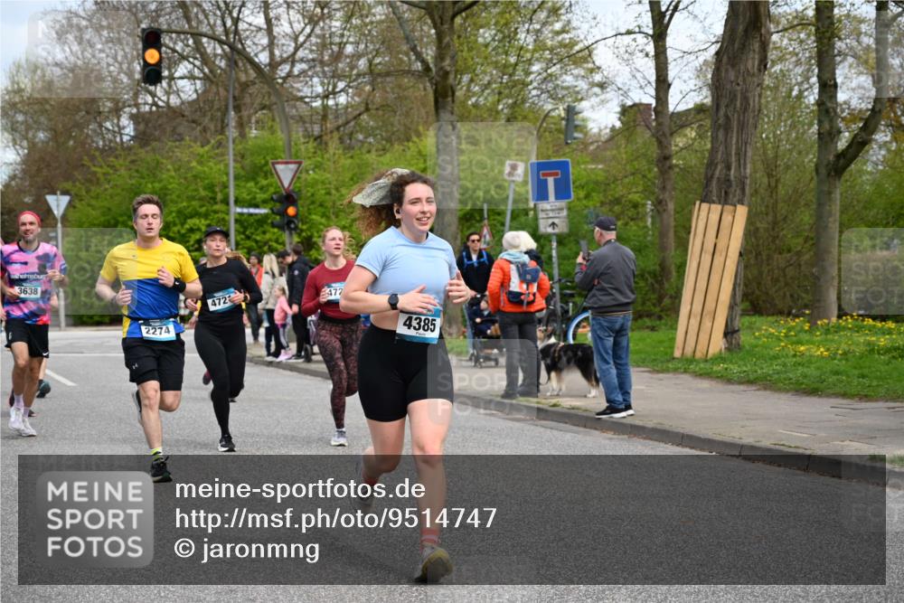 12.04.2026 - 45. Internationalen Wilhelmsburger Insellauf J. Mangold http://msf.ph/oto/9514747 12.04.2026 13:12:38 Ziel 3348, 5750, 5855, 2280, 3441, 5674, 4841, 2275, 4671, 4627, 4628, 3638, 4385, 2274, 4919, 2274, 4919, 4720, 4721, 2998, 4693, 3519, 4970, 3686, 4643, 2877, 2877, 5265, 5266, 4648, 2026, 5457, 4320, 4249, 3033, 2470, 4364, 3942, 5221, 3540, 3933, 3935, 3805, 5158, 5157 meine-sportfotos.de
