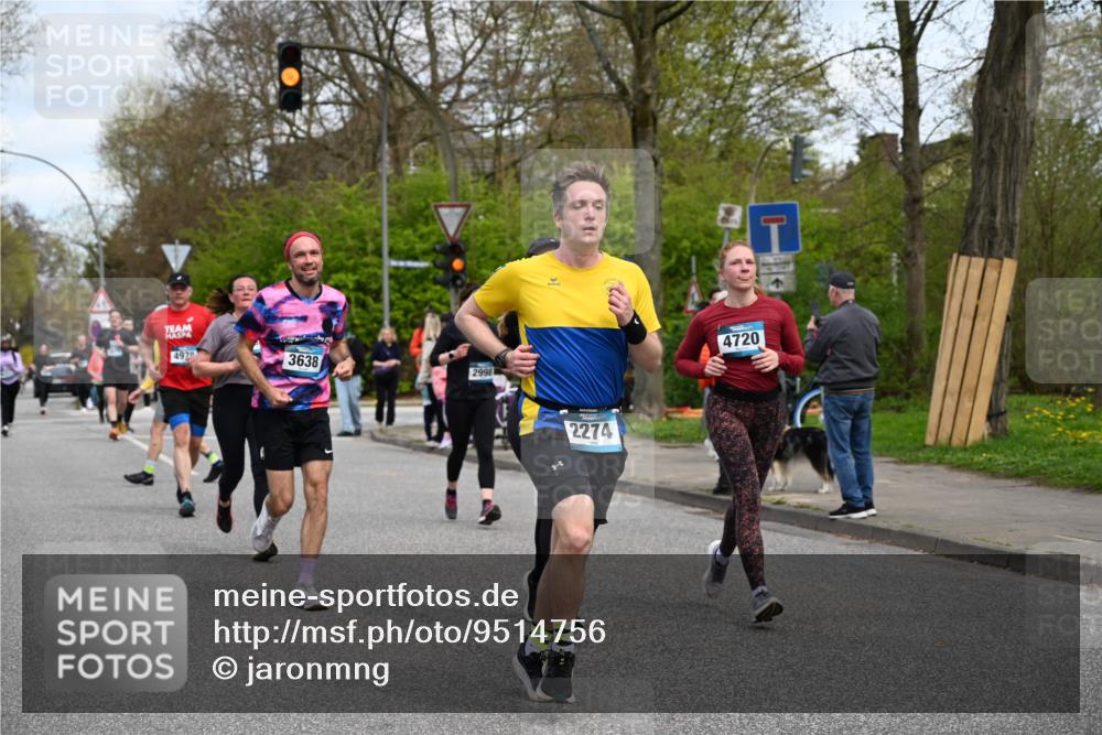 12.04.2026 - 45. Internationalen Wilhelmsburger Insellauf J. Mangold http://msf.ph/oto/9514756 12.04.2026 13:12:39 Ziel 5750, 5855, 2280, 3441, 5674, 4841, 2275, 4671, 4627, 4628, 3638, 4385, 2274, 4919, 4720, 4720, 4721, 2998, 4693, 3519, 4970, 3686, 4643, 2877, 5265, 5266, 4648, 2026, 5457, 4320, 4249, 3033, 2470, 4364, 3942, 5221, 3540, 3933, 3935, 3805, 5158, 5157, 2462, 4533, 5693 meine-sportfotos.de