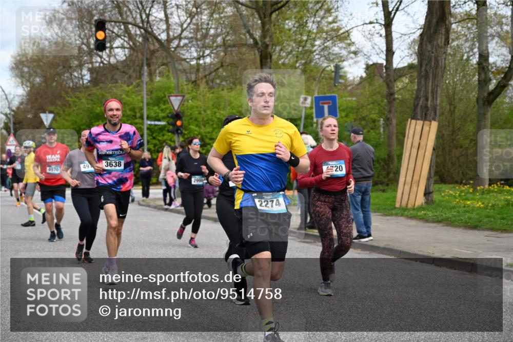 12.04.2026 - 45. Internationalen Wilhelmsburger Insellauf J. Mangold http://msf.ph/oto/9514758 12.04.2026 13:12:39 Ziel 5750, 5855, 2280, 3441, 5674, 4841, 2275, 4671, 4627, 4628, 3638, 4385, 2274, 4919, 4720, 4720, 4721, 2998, 4693, 3519, 4970, 3686, 4643, 2877, 5265, 5266, 4648, 2026, 5457, 4320, 4249, 3033, 2470, 4364, 3942, 5221, 3540, 3933, 3935, 3805, 5158, 5157, 2462, 4533, 5693 meine-sportfotos.de
