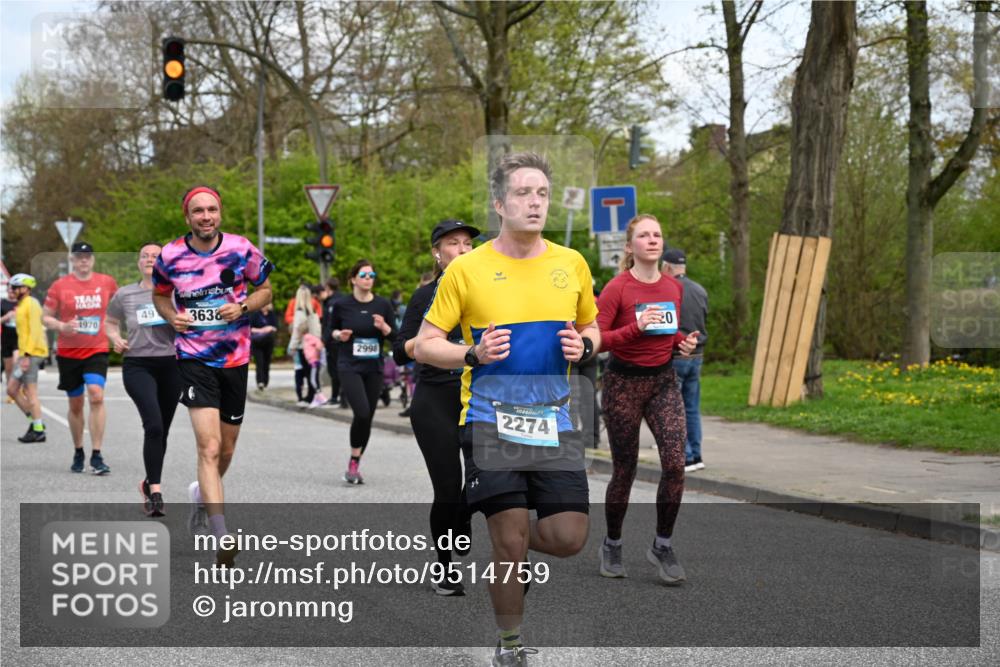 12.04.2026 - 45. Internationalen Wilhelmsburger Insellauf J. Mangold http://msf.ph/oto/9514759 12.04.2026 13:12:39 Ziel 5750, 5855, 2280, 3441, 5674, 4841, 2275, 4671, 4627, 4628, 3638, 4385, 2274, 4919, 4720, 4720, 4721, 2998, 4693, 3519, 4970, 3686, 4643, 2877, 5265, 5266, 4648, 2026, 5457, 4320, 4249, 3033, 2470, 4364, 3942, 5221, 3540, 3933, 3935, 3805, 5158, 5157, 2462, 4533, 5693 meine-sportfotos.de