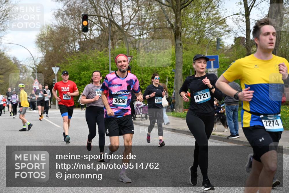 12.04.2026 - 45. Internationalen Wilhelmsburger Insellauf J. Mangold http://msf.ph/oto/9514762 12.04.2026 13:12:40 Ziel 5750, 5855, 2280, 3441, 5674, 4841, 2275, 4671, 4627, 4628, 3638, 4385, 2274, 4919, 4720, 4721, 4721, 2998, 4693, 3519, 4970, 3686, 4643, 2877, 5265, 5266, 4648, 2026, 5457, 4320, 4249, 3033, 2470, 4364, 3942, 5221, 3540, 3933, 3935, 3805, 5158, 5157, 2462, 4533, 5693 meine-sportfotos.de