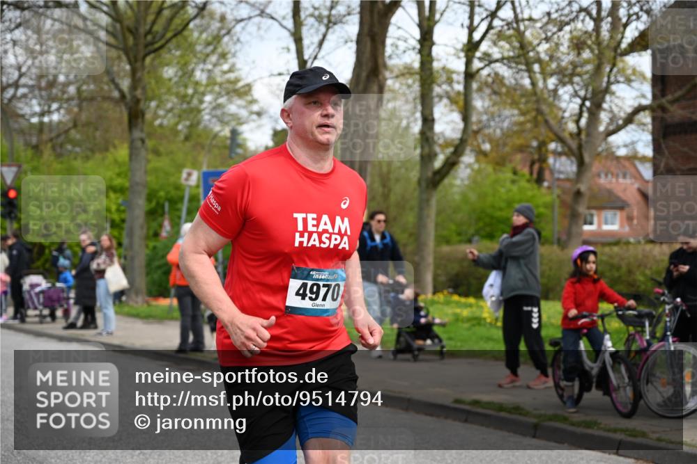 12.04.2026 - 45. Internationalen Wilhelmsburger Insellauf J. Mangold http://msf.ph/oto/9514794 12.04.2026 13:12:44 Ziel 5750, 5855, 2280, 3441, 5674, 4841, 2275, 4671, 4627, 4628, 3638, 4385, 2274, 4919, 4720, 4721, 2998, 2998, 4693, 3519, 4970, 3686, 4643, 2877, 5265, 5266, 4648, 2026, 5457, 4320, 4249, 3033, 2470, 4364, 4364, 3942, 5221, 3540, 3933, 3935, 3805, 5158, 5157, 2462, 4533, 5693 meine-sportfotos.de