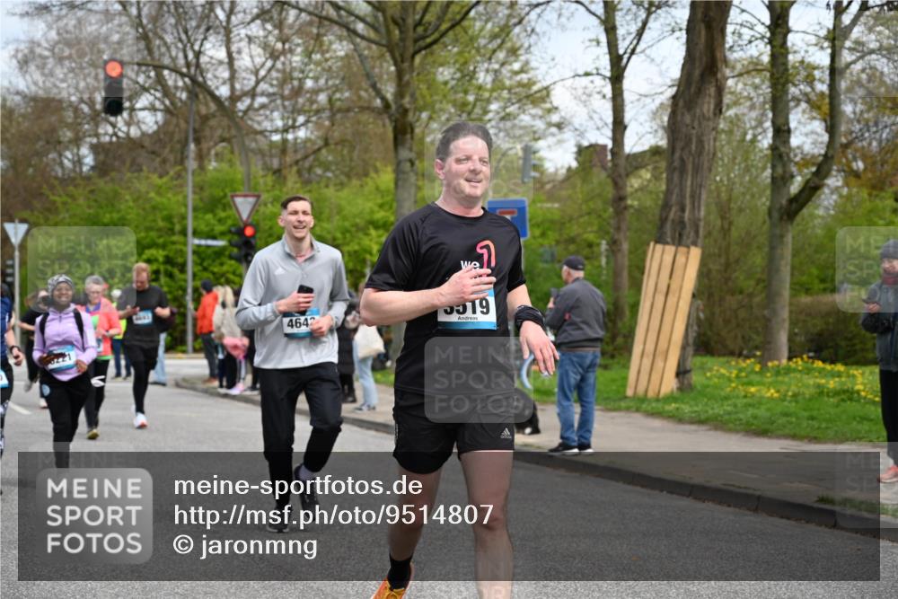 12.04.2026 - 45. Internationalen Wilhelmsburger Insellauf J. Mangold http://msf.ph/oto/9514807 12.04.2026 13:12:47 Ziel 3441, 5674, 4841, 2275, 4671, 4627, 4628, 3638, 4385, 2274, 4919, 4720, 4721, 2998, 4693, 3519, 4970, 3686, 4643, 2877, 5265, 5266, 4648, 2026, 5457, 4320, 4249, 3033, 2470, 4364, 3942, 5221, 3540, 3933, 3933, 3935, 3805, 5158, 5157, 2462, 4533, 5693, 5637 meine-sportfotos.de