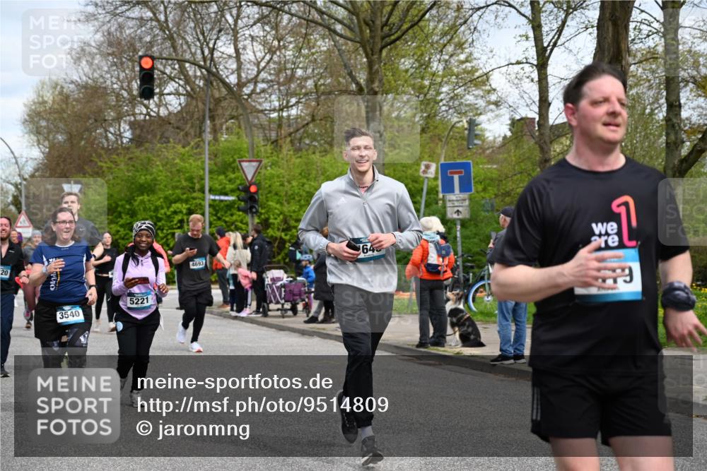 12.04.2026 - 45. Internationalen Wilhelmsburger Insellauf J. Mangold http://msf.ph/oto/9514809 12.04.2026 13:12:48 Ziel 3441, 5674, 4841, 2275, 4671, 4627, 4628, 3638, 4385, 2274, 4919, 4720, 4721, 2998, 4693, 3519, 4970, 3686, 4643, 2877, 5265, 5266, 4648, 2026, 5457, 4320, 4249, 3033, 2470, 4364, 3942, 5221, 3540, 3933, 3935, 3935, 3805, 5158, 5157, 2462, 4533, 5693, 5637 meine-sportfotos.de