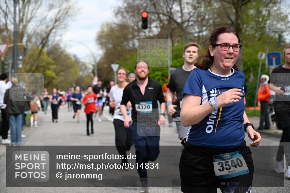 12.04.2026 - 45. Internationalen Wilhelmsburger Insellauf J. Mangold http://msf.ph/oto/9514834 12.04.2026 13:12:51 Ziel 2275, 4671, 4627, 4628, 3638, 4385, 2274, 4919, 4720, 4721, 2998, 4693, 3519, 4970, 3686, 4643, 2877, 5265, 5266, 4648, 2026, 5457, 4320, 4249, 3033, 2470, 4364, 3942, 5221, 3540, 3933, 3935, 3805, 5158, 5157, 2462, 4533, 5693, 2462, 4533, 5693, 5637, 2080, 5819 meine-sportfotos.de