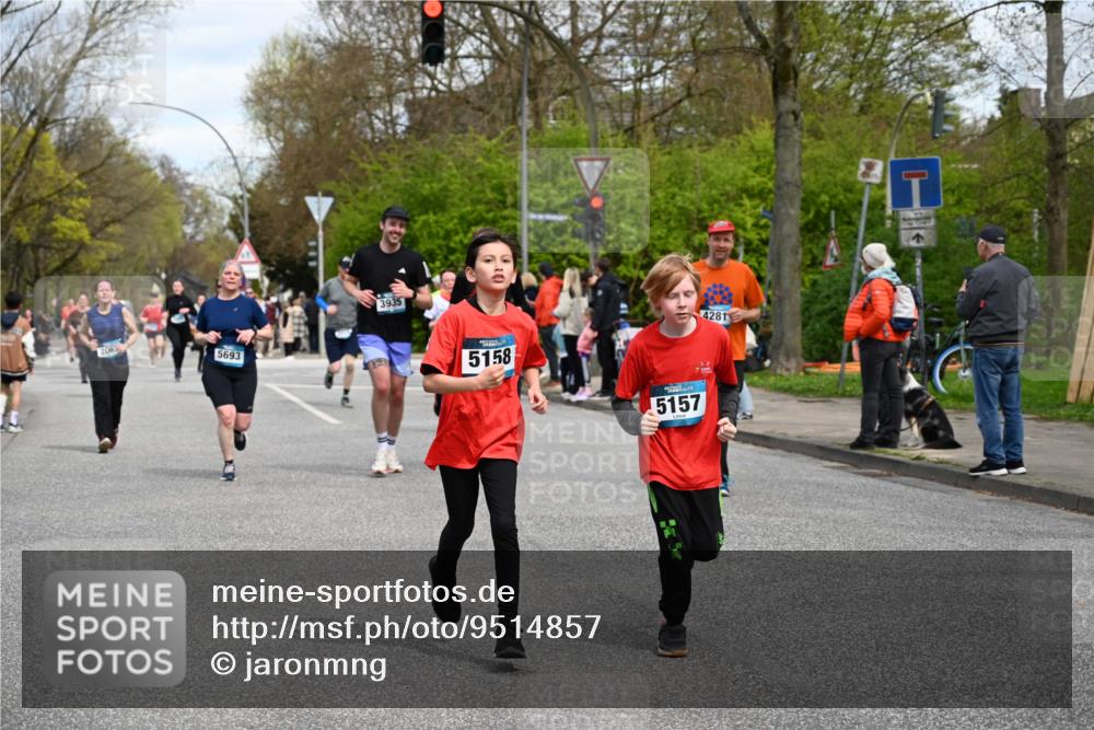 12.04.2026 - 45. Internationalen Wilhelmsburger Insellauf J. Mangold http://msf.ph/oto/9514857 12.04.2026 13:12:54 Ziel 2275, 4671, 4627, 4628, 3638, 4385, 2274, 4919, 4720, 4721, 2998, 4693, 3519, 4970, 3686, 4643, 2877, 5265, 5266, 4648, 2026, 5457, 2026, 5457, 4320, 4249, 3033, 2470, 4364, 3942, 5221, 3540, 3933, 3935, 3805, 5158, 5157, 2462, 4533, 5693, 5637, 2080, 5819, 2064, 4923, 4281, 3984 meine-sportfotos.de