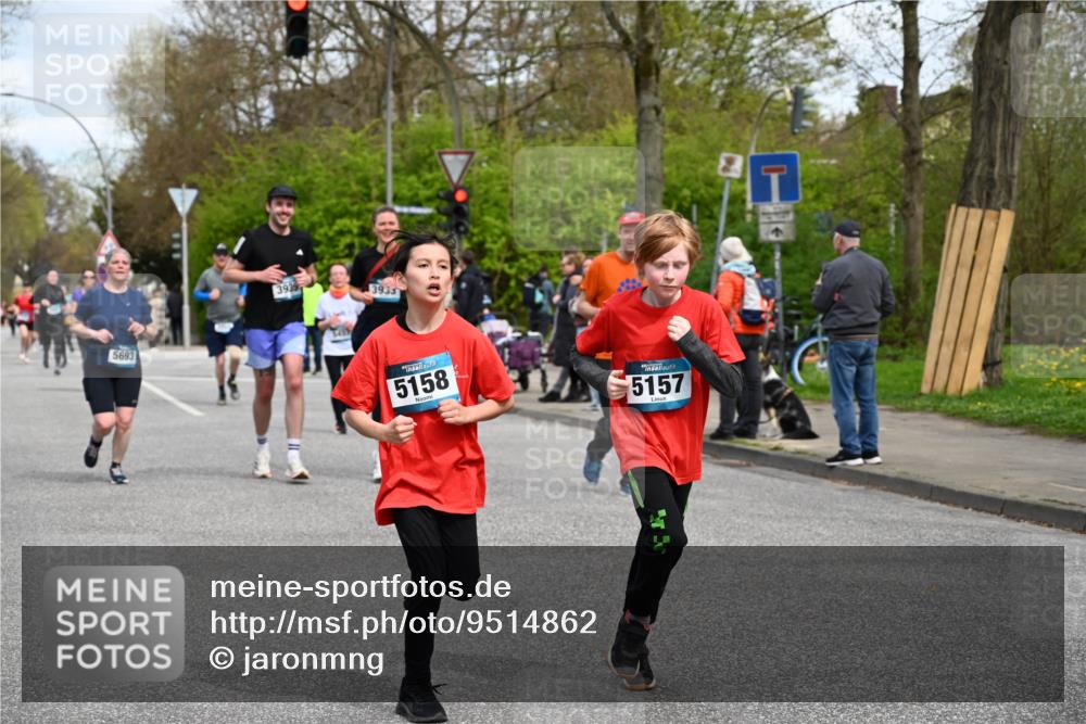 12.04.2026 - 45. Internationalen Wilhelmsburger Insellauf J. Mangold http://msf.ph/oto/9514862 12.04.2026 13:12:54 Ziel 2275, 4671, 4627, 4628, 3638, 4385, 2274, 4919, 4720, 4721, 2998, 4693, 3519, 4970, 3686, 4643, 2877, 5265, 5266, 4648, 2026, 5457, 2026, 5457, 4320, 4249, 3033, 2470, 4364, 3942, 5221, 3540, 3933, 3935, 3805, 5158, 5157, 2462, 4533, 5693, 5637, 2080, 5819, 2064, 4923, 4281, 3984 meine-sportfotos.de