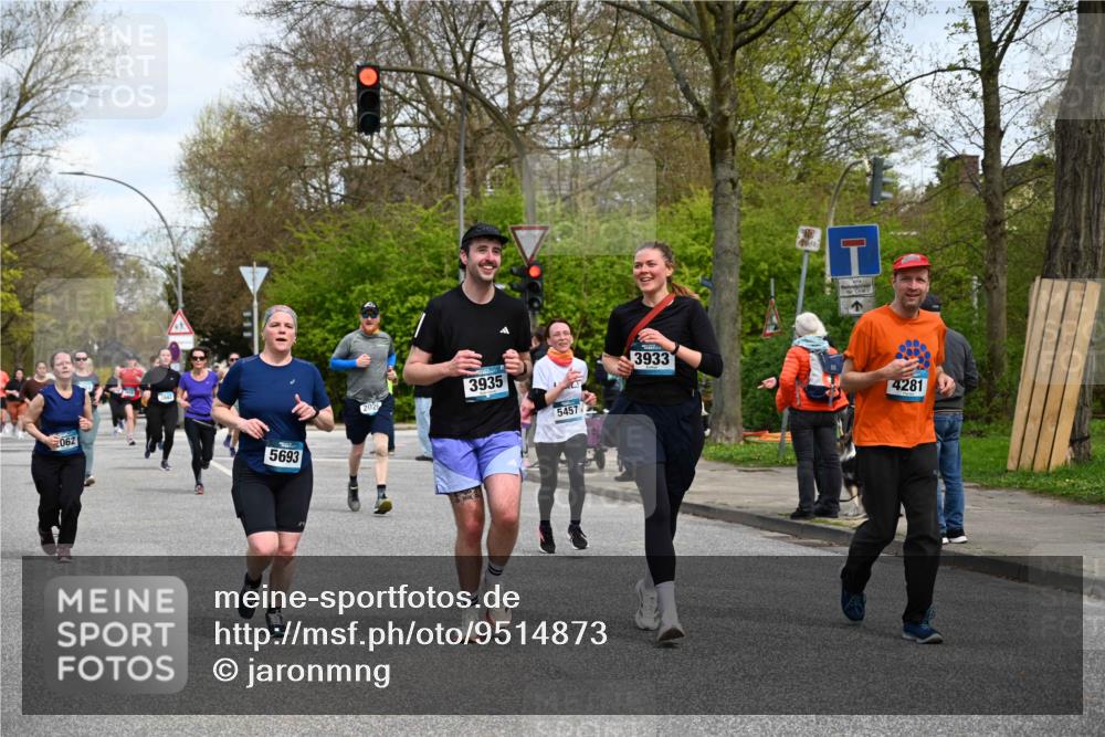 12.04.2026 - 45. Internationalen Wilhelmsburger Insellauf J. Mangold http://msf.ph/oto/9514873 12.04.2026 13:12:56 Ziel 4627, 4628, 3638, 4385, 2274, 4919, 4720, 4721, 2998, 4693, 3519, 4970, 3686, 4643, 2877, 5265, 5266, 4648, 2026, 5457, 4320, 4249, 3033, 2470, 4364, 4364, 3942, 5221, 3540, 3933, 3935, 3805, 5158, 5157, 2462, 4533, 5693, 5637, 2080, 5819, 2064, 4923, 4281, 3984, 3810 meine-sportfotos.de