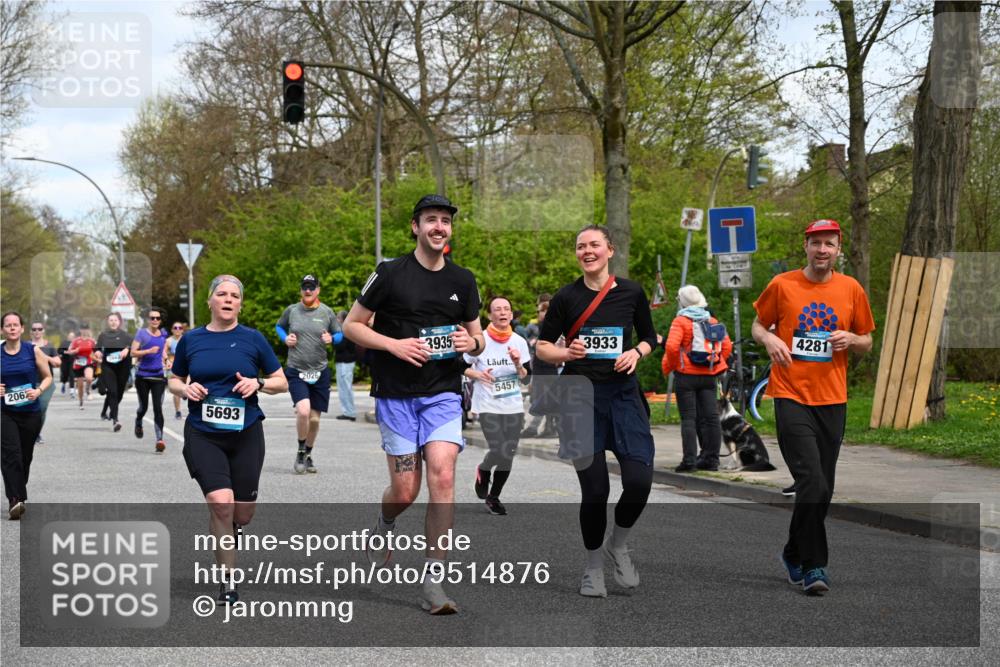 12.04.2026 - 45. Internationalen Wilhelmsburger Insellauf J. Mangold http://msf.ph/oto/9514876 12.04.2026 13:12:56 Ziel 4627, 4628, 3638, 4385, 2274, 4919, 4720, 4721, 2998, 4693, 3519, 4970, 3686, 4643, 2877, 5265, 5266, 4648, 2026, 5457, 4320, 4249, 3033, 2470, 4364, 4364, 3942, 5221, 3540, 3933, 3935, 3805, 5158, 5157, 2462, 4533, 5693, 5637, 2080, 5819, 2064, 4923, 4281, 3984, 3810 meine-sportfotos.de