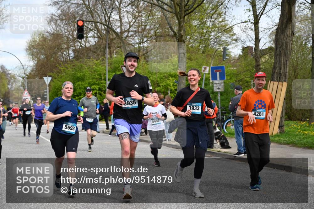 12.04.2026 - 45. Internationalen Wilhelmsburger Insellauf J. Mangold http://msf.ph/oto/9514879 12.04.2026 13:12:56 Ziel 4627, 4628, 3638, 4385, 2274, 4919, 4720, 4721, 2998, 4693, 3519, 4970, 3686, 4643, 2877, 5265, 5266, 4648, 2026, 5457, 4320, 4249, 3033, 2470, 4364, 4364, 3942, 5221, 3540, 3933, 3935, 3805, 5158, 5157, 2462, 4533, 5693, 5637, 2080, 5819, 2064, 4923, 4281, 3984, 3810 meine-sportfotos.de
