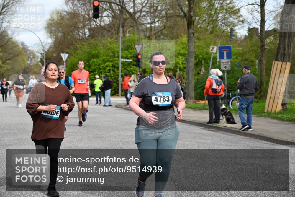 12.04.2026 - 45. Internationalen Wilhelmsburger Insellauf J. Mangold http://msf.ph/oto/9514939 12.04.2026 13:13:06 Ziel 2998, 4693, 3519, 4970, 3686, 4643, 2877, 5265, 5266, 4648, 2026, 5457, 4320, 4249, 3033, 2470, 4364, 3942, 5221, 3540, 3933, 3935, 3805, 5158, 5157, 2462, 4533, 5693, 5637, 2080, 5819, 2064, 4923, 4281, 3984, 3984, 3810, 3268, 2062, 4783, 4178 meine-sportfotos.de