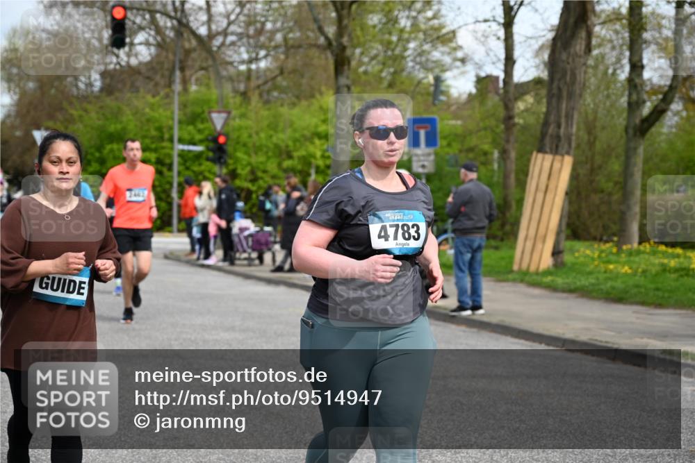 12.04.2026 - 45. Internationalen Wilhelmsburger Insellauf J. Mangold http://msf.ph/oto/9514947 12.04.2026 13:13:06 Ziel 2998, 4693, 3519, 4970, 3686, 4643, 2877, 5265, 5266, 4648, 2026, 5457, 4320, 4249, 3033, 2470, 4364, 3942, 5221, 3540, 3933, 3935, 3805, 5158, 5157, 2462, 4533, 5693, 5637, 2080, 5819, 2064, 4923, 4281, 3984, 3984, 3810, 3268, 2062, 4783, 4178 meine-sportfotos.de