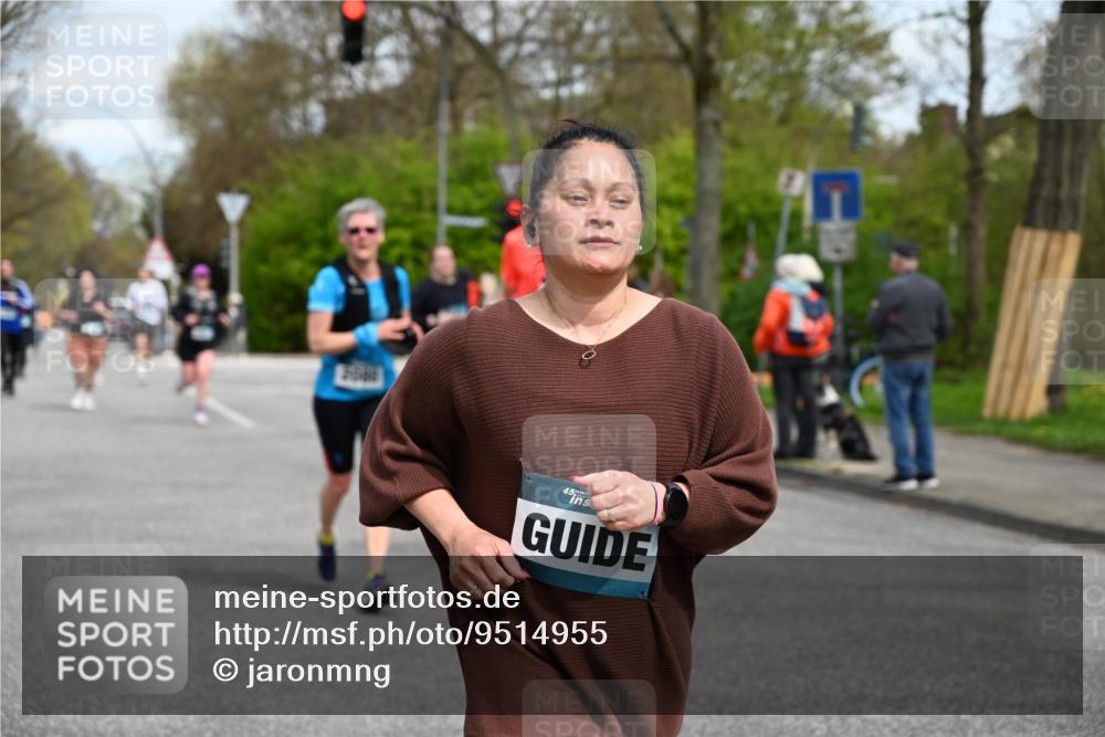 12.04.2026 - 45. Internationalen Wilhelmsburger Insellauf J. Mangold http://msf.ph/oto/9514955 12.04.2026 13:13:07 Ziel 2998, 4693, 3519, 4970, 3686, 4643, 2877, 5265, 5266, 4648, 2026, 5457, 4320, 4249, 3033, 2470, 4364, 3942, 5221, 3540, 3933, 3935, 3805, 5158, 5157, 2462, 4533, 5693, 5637, 2080, 5819, 2064, 4923, 4281, 3984, 3810, 3810, 3268, 2062, 4783, 4178 meine-sportfotos.de