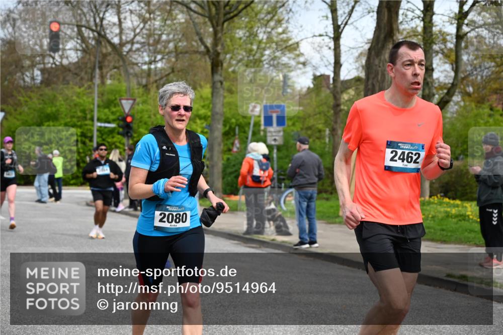 12.04.2026 - 45. Internationalen Wilhelmsburger Insellauf J. Mangold http://msf.ph/oto/9514964 12.04.2026 13:13:09 Ziel 2998, 4693, 3519, 4970, 3686, 4643, 2877, 5265, 5266, 4648, 2026, 5457, 4320, 4249, 3033, 2470, 4364, 3942, 5221, 3540, 3933, 3935, 3805, 5158, 5157, 2462, 4533, 5693, 5637, 2080, 5819, 2064, 4923, 4281, 3984, 3810, 3268, 2062, 4783, 4178 meine-sportfotos.de