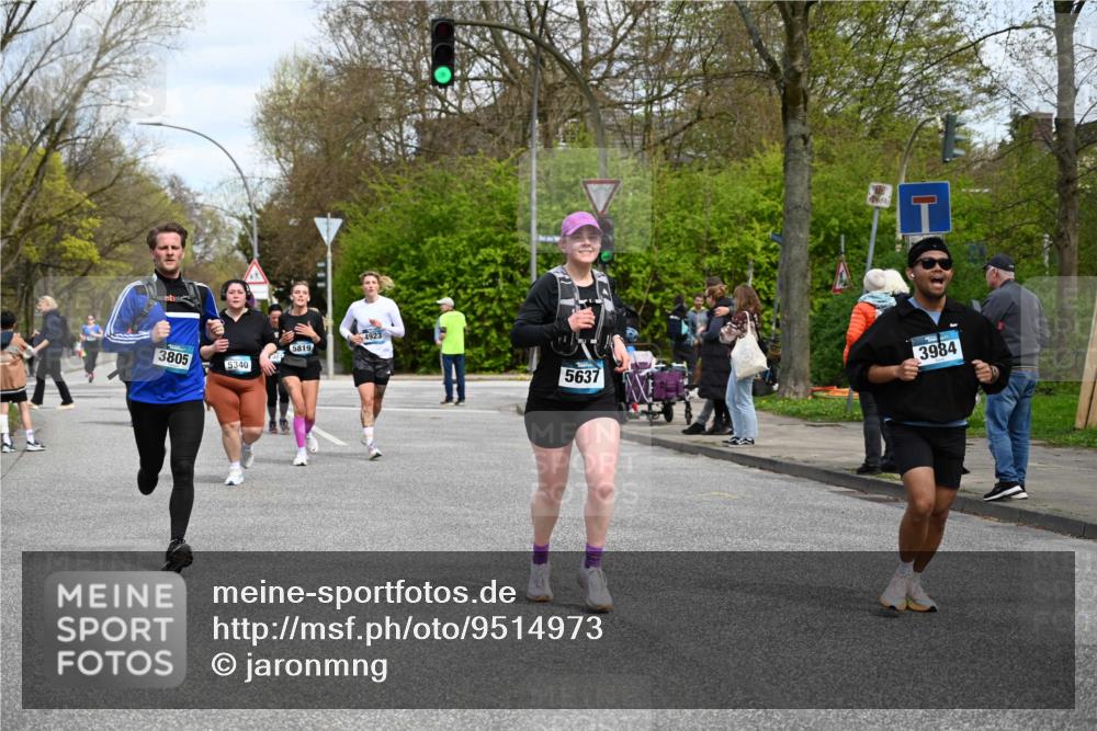 12.04.2026 - 45. Internationalen Wilhelmsburger Insellauf J. Mangold http://msf.ph/oto/9514973 12.04.2026 13:13:12 Ziel 4643, 2877, 5265, 5266, 4648, 2026, 5457, 4320, 4249, 3033, 2470, 4364, 3942, 5221, 3540, 3933, 3935, 3805, 5158, 5157, 2462, 4533, 5693, 5637, 2080, 5819, 2064, 4923, 4281, 3984, 3810, 3268, 2062, 4783, 4178, 5340 meine-sportfotos.de