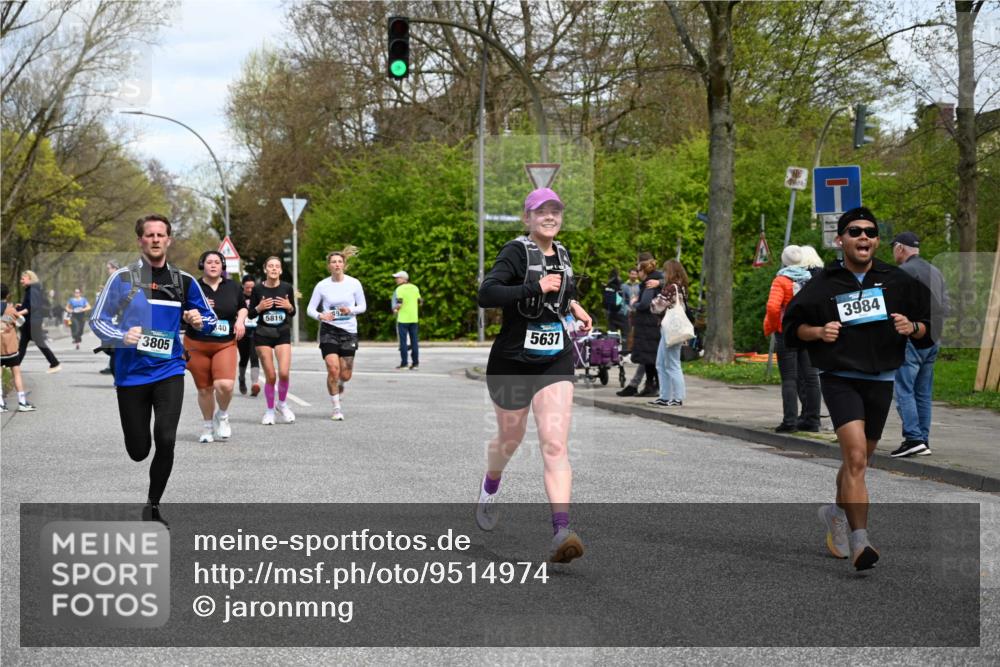12.04.2026 - 45. Internationalen Wilhelmsburger Insellauf J. Mangold http://msf.ph/oto/9514974 12.04.2026 13:13:12 Ziel 4643, 2877, 5265, 5266, 4648, 2026, 5457, 4320, 4249, 3033, 2470, 4364, 3942, 5221, 3540, 3933, 3935, 3805, 5158, 5157, 2462, 4533, 5693, 5637, 2080, 5819, 2064, 4923, 4281, 3984, 3810, 3268, 2062, 4783, 4178, 5340 meine-sportfotos.de