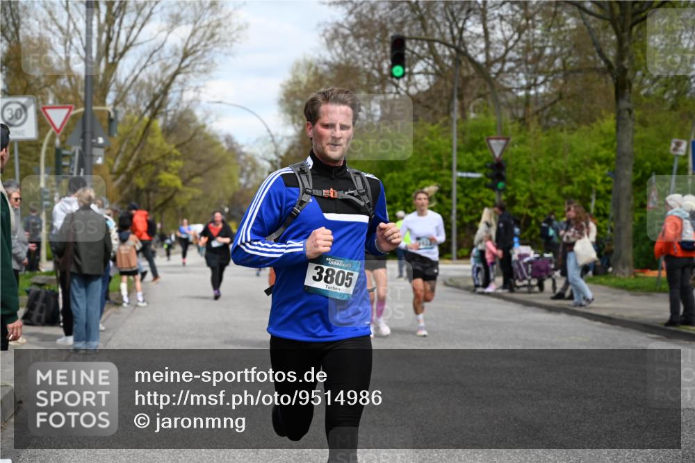 12.04.2026 - 45. Internationalen Wilhelmsburger Insellauf J. Mangold http://msf.ph/oto/9514986 12.04.2026 13:13:13 Ziel 4643, 2877, 5265, 5266, 4648, 2026, 5457, 4320, 4249, 3033, 2470, 4364, 3942, 5221, 3540, 3933, 3935, 3805, 5158, 5157, 2462, 4533, 5693, 5637, 2080, 5819, 2064, 4923, 4281, 3984, 3810, 3268, 2062, 4783, 4783, 4178, 5340 meine-sportfotos.de
