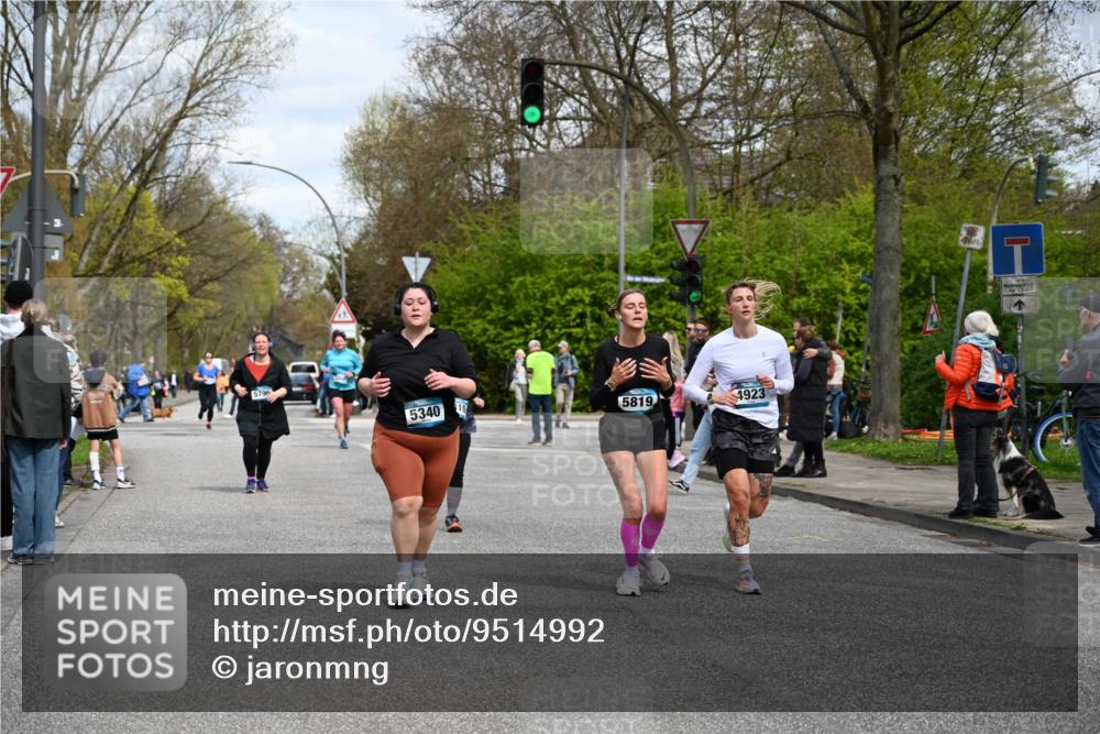 12.04.2026 - 45. Internationalen Wilhelmsburger Insellauf J. Mangold http://msf.ph/oto/9514992 12.04.2026 13:13:14 Ziel 4643, 2877, 5265, 5266, 4648, 2026, 5457, 4320, 4249, 3033, 2470, 4364, 3942, 5221, 3540, 3933, 3935, 3805, 5158, 5157, 2462, 4533, 5693, 5637, 2080, 5819, 2064, 4923, 4281, 3984, 3810, 3268, 2062, 4783, 4178, 5340, 2999 meine-sportfotos.de
