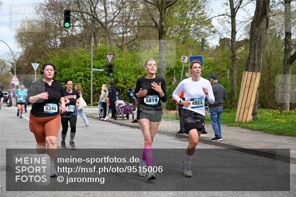 12.04.2026 - 45. Internationalen Wilhelmsburger Insellauf J. Mangold http://msf.ph/oto/9515006 12.04.2026 13:13:16 Ziel 5265, 5266, 4648, 2026, 5457, 4320, 4249, 3033, 2470, 4364, 3942, 5221, 3540, 3933, 3935, 3805, 5158, 5157, 2462, 4533, 5693, 5637, 2080, 5819, 2064, 2064, 4923, 4281, 3984, 3810, 3268, 2062, 4783, 4178, 5340, 2999 meine-sportfotos.de