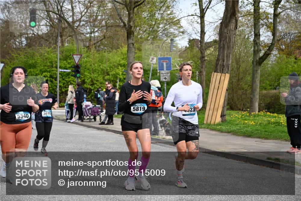 12.04.2026 - 45. Internationalen Wilhelmsburger Insellauf J. Mangold http://msf.ph/oto/9515009 12.04.2026 13:13:16 Ziel 5265, 5266, 4648, 2026, 5457, 4320, 4249, 3033, 2470, 4364, 3942, 5221, 3540, 3933, 3935, 3805, 5158, 5157, 2462, 4533, 5693, 5637, 2080, 5819, 2064, 2064, 4923, 4281, 3984, 3810, 3268, 2062, 4783, 4178, 5340, 2999 meine-sportfotos.de