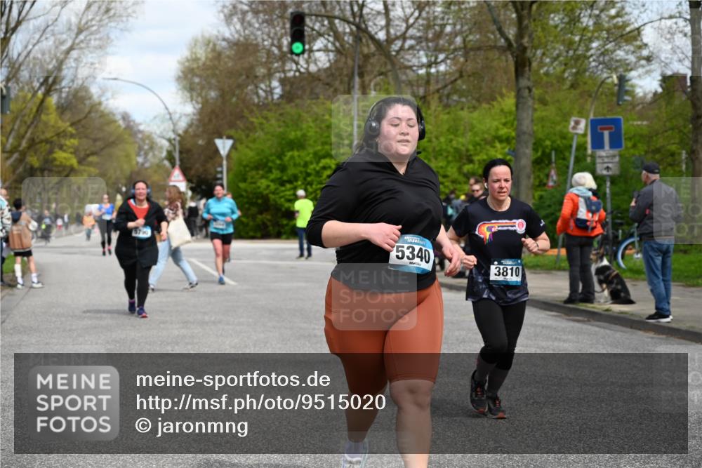 12.04.2026 - 45. Internationalen Wilhelmsburger Insellauf J. Mangold http://msf.ph/oto/9515020 12.04.2026 13:13:17 Ziel 5265, 5266, 4648, 2026, 5457, 4320, 4249, 3033, 2470, 4364, 3942, 5221, 3540, 3933, 3935, 3805, 5158, 5157, 2462, 4533, 5693, 5637, 2080, 5819, 2064, 4923, 4281, 4923, 4281, 3984, 3810, 3268, 2062, 4783, 4178, 4178, 5340, 2999, 5498 meine-sportfotos.de