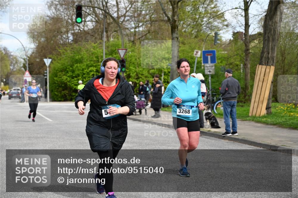 12.04.2026 - 45. Internationalen Wilhelmsburger Insellauf J. Mangold http://msf.ph/oto/9515040 12.04.2026 13:13:22 Ziel 3942, 5221, 3540, 3933, 3935, 3805, 5158, 5157, 2462, 4533, 5693, 5637, 2080, 5819, 2064, 4923, 4281, 3984, 3810, 3268, 3268, 2062, 4783, 4178, 5340, 5340, 2999, 5498, 4465, 5350 meine-sportfotos.de