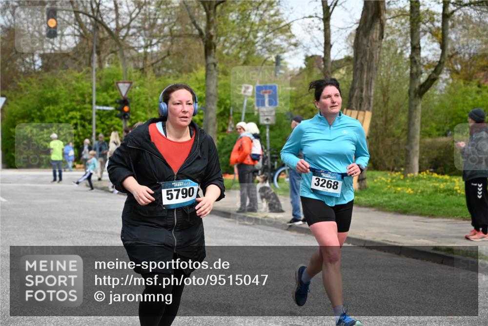 12.04.2026 - 45. Internationalen Wilhelmsburger Insellauf J. Mangold http://msf.ph/oto/9515047 12.04.2026 13:13:23 Ziel 3540, 3933, 3935, 3805, 5158, 5157, 2462, 4533, 5693, 5637, 2080, 5819, 2064, 4923, 4281, 3984, 3810, 3268, 2062, 2062, 4783, 4178, 5340, 2999, 5498, 4465, 5350, 5790 meine-sportfotos.de