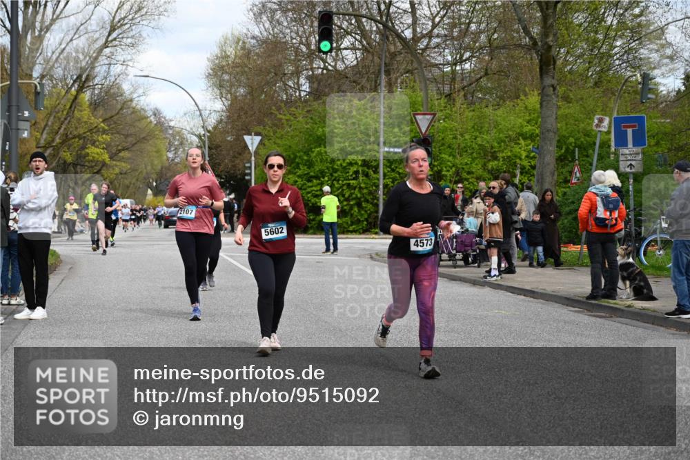 12.04.2026 - 45. Internationalen Wilhelmsburger Insellauf J. Mangold http://msf.ph/oto/9515092 12.04.2026 13:14:07 Ziel 4465, 5350, 5790, 4716, 5318, 5418, 5481, 4228, 4228, 4573, 3360, 3443, 3469, 2107, 4421, 5242, 3425, 5142, 4852, 2430, 5813, 4747, 3773, 5602, 4960 meine-sportfotos.de