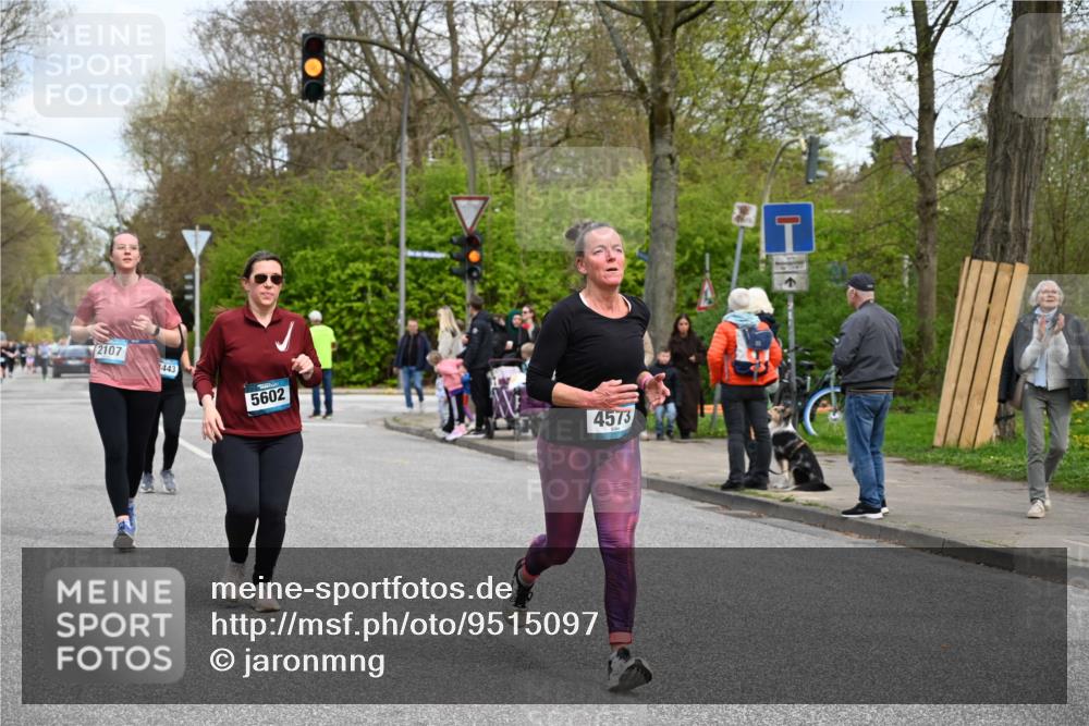 12.04.2026 - 45. Internationalen Wilhelmsburger Insellauf J. Mangold http://msf.ph/oto/9515097 12.04.2026 13:14:07 Ziel 4465, 5350, 5790, 4716, 5318, 5418, 5481, 4228, 4228, 4573, 3360, 3443, 3469, 2107, 4421, 5242, 3425, 5142, 4852, 2430, 5813, 4747, 3773, 5602, 4960 meine-sportfotos.de