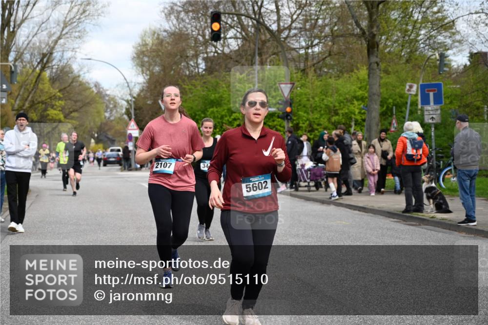 12.04.2026 - 45. Internationalen Wilhelmsburger Insellauf J. Mangold http://msf.ph/oto/9515110 12.04.2026 13:14:09 Ziel 5790, 4716, 5318, 5418, 5481, 4228, 4573, 4573, 3360, 3443, 3469, 2107, 4421, 5242, 3425, 5142, 5142, 4852, 2430, 5813, 4747, 3773, 5602, 4960, 4418 meine-sportfotos.de