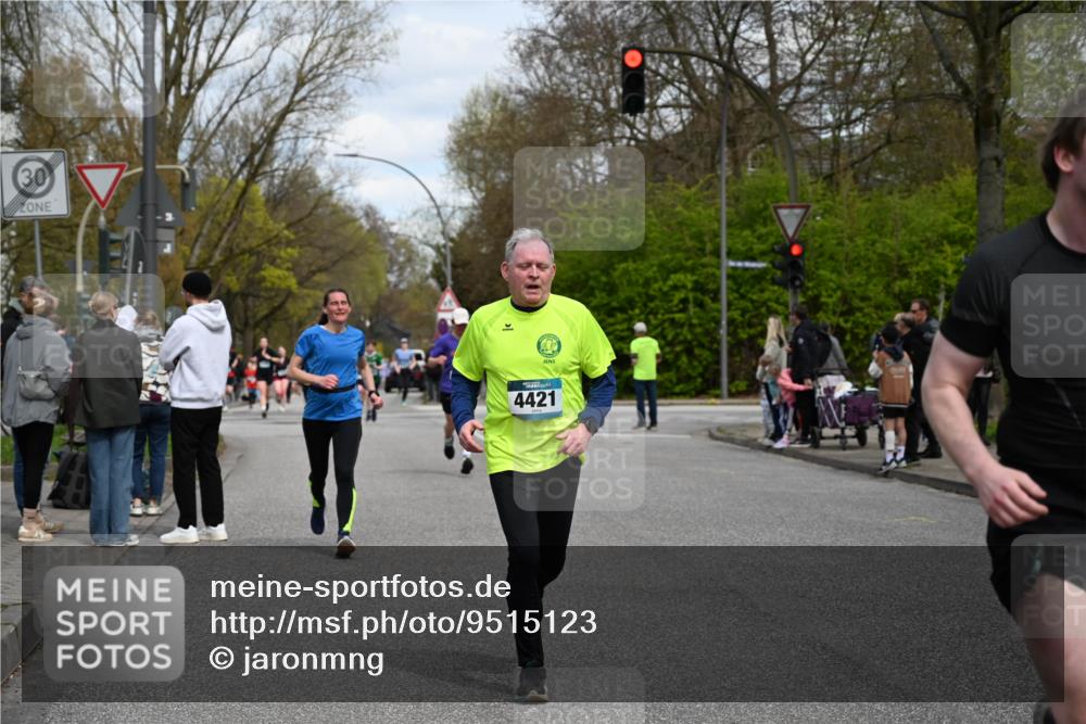 12.04.2026 - 45. Internationalen Wilhelmsburger Insellauf J. Mangold http://msf.ph/oto/9515123 12.04.2026 13:14:16 Ziel 4716, 5318, 5418, 5481, 4228, 4573, 3360, 3443, 3469, 2107, 4421, 5242, 3425, 5142, 4852, 2430, 5813, 4747, 3773, 5602, 4960, 4418, 5156, 4111, 3306, 3328, 2772 meine-sportfotos.de
