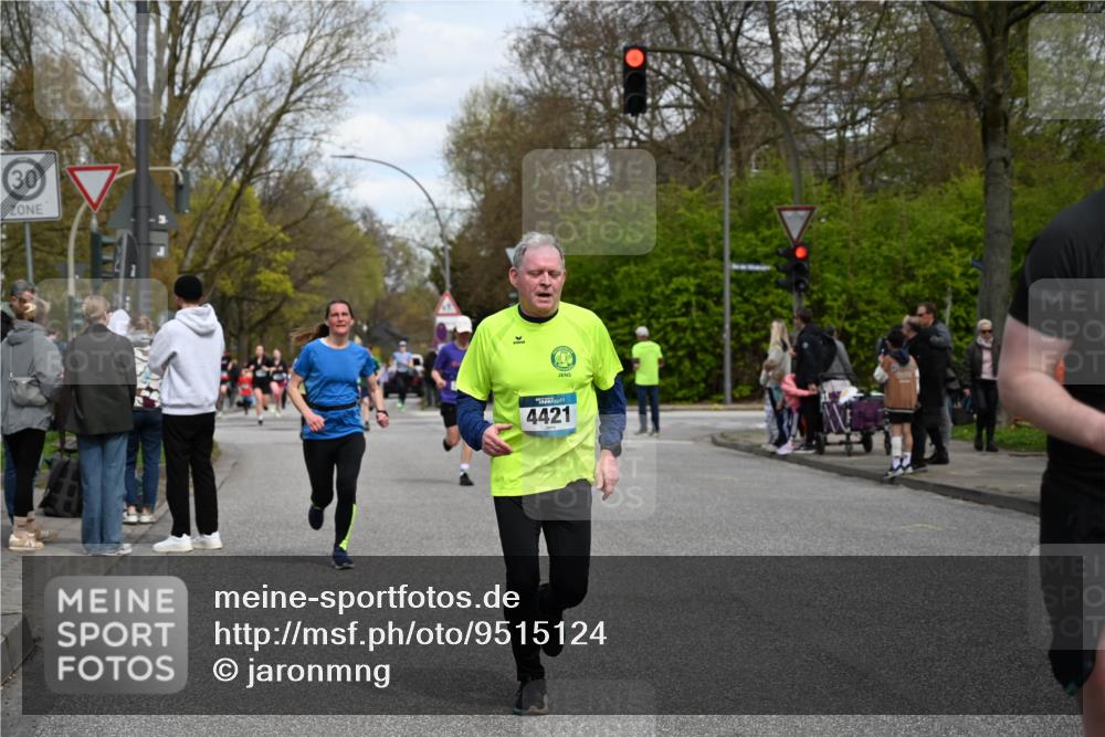 12.04.2026 - 45. Internationalen Wilhelmsburger Insellauf J. Mangold http://msf.ph/oto/9515124 12.04.2026 13:14:16 Ziel 4716, 5318, 5418, 5481, 4228, 4573, 3360, 3443, 3469, 2107, 4421, 5242, 3425, 5142, 4852, 2430, 5813, 4747, 3773, 5602, 4960, 4418, 5156, 4111, 3306, 3328, 2772 meine-sportfotos.de