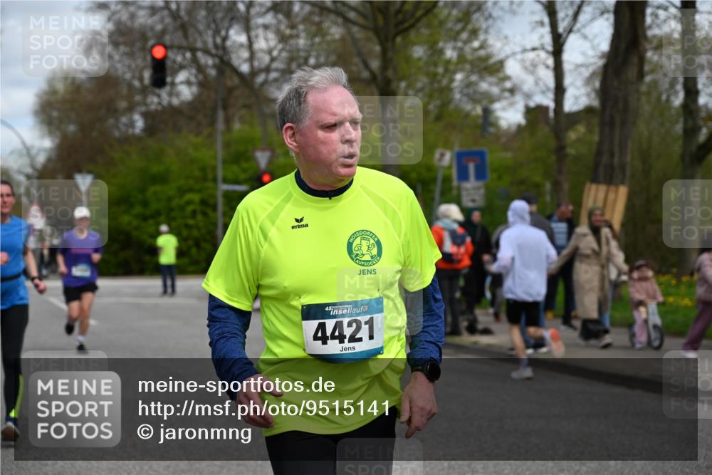 12.04.2026 - 45. Internationalen Wilhelmsburger Insellauf J. Mangold http://msf.ph/oto/9515141 12.04.2026 13:14:18 Ziel 5318, 5418, 5481, 4228, 4573, 3360, 3443, 3469, 2107, 4421, 5242, 3425, 5142, 4852, 2430, 5813, 4747, 3773, 5602, 3773, 5602, 4960, 4418, 5156, 4111, 3306, 3328, 2772, 5348, 4837, 4838 meine-sportfotos.de