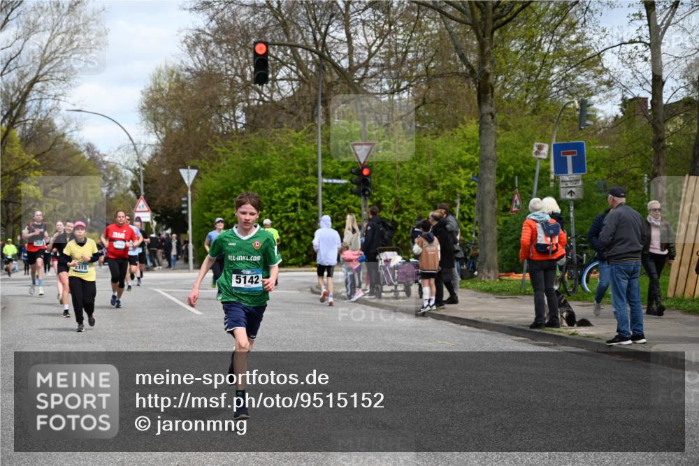 12.04.2026 - 45. Internationalen Wilhelmsburger Insellauf J. Mangold http://msf.ph/oto/9515152 12.04.2026 13:14:23 Ziel 5418, 5481, 4228, 4573, 3360, 3443, 3469, 2107, 4421, 5242, 3425, 5142, 4852, 2430, 5813, 4747, 3773, 5602, 4960, 4418, 5156, 5156, 4111, 3306, 3328, 2772, 5348, 4837, 4838, 4669 meine-sportfotos.de