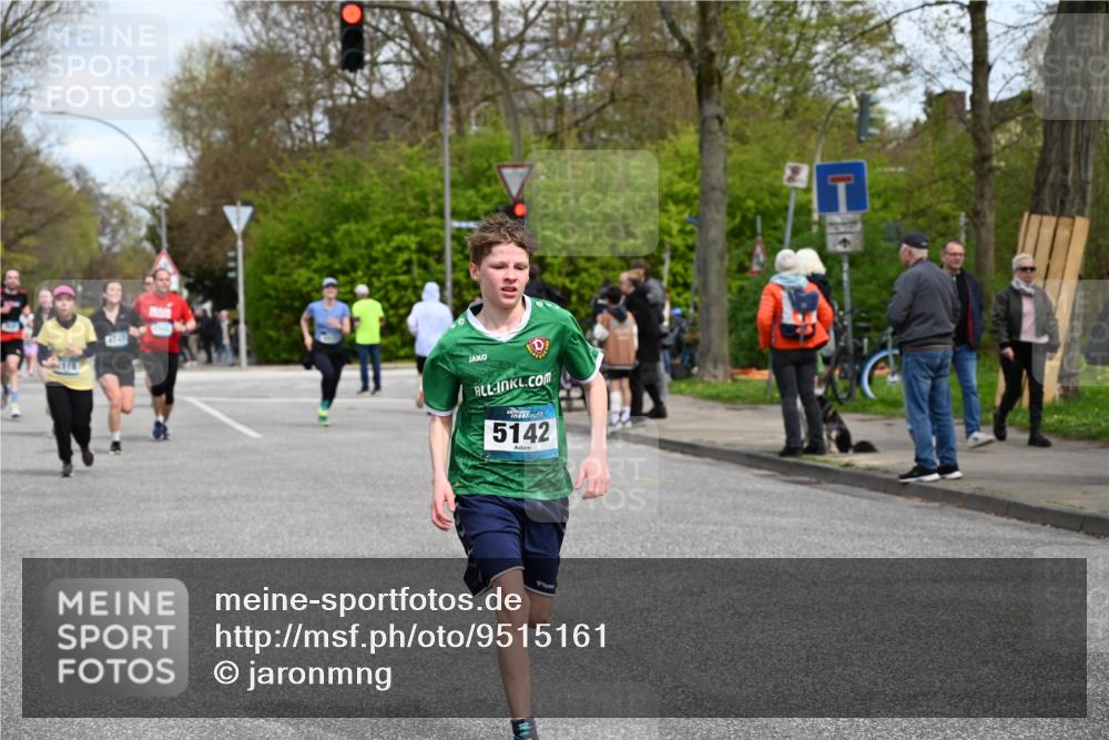 12.04.2026 - 45. Internationalen Wilhelmsburger Insellauf J. Mangold http://msf.ph/oto/9515161 12.04.2026 13:14:24 Ziel 5418, 5481, 4228, 4573, 3360, 3443, 3469, 2107, 4421, 5242, 3425, 5142, 4852, 2430, 5813, 4747, 3773, 5602, 4960, 4418, 5156, 4111, 3306, 3328, 2772, 5348, 4837, 4838, 4669 meine-sportfotos.de