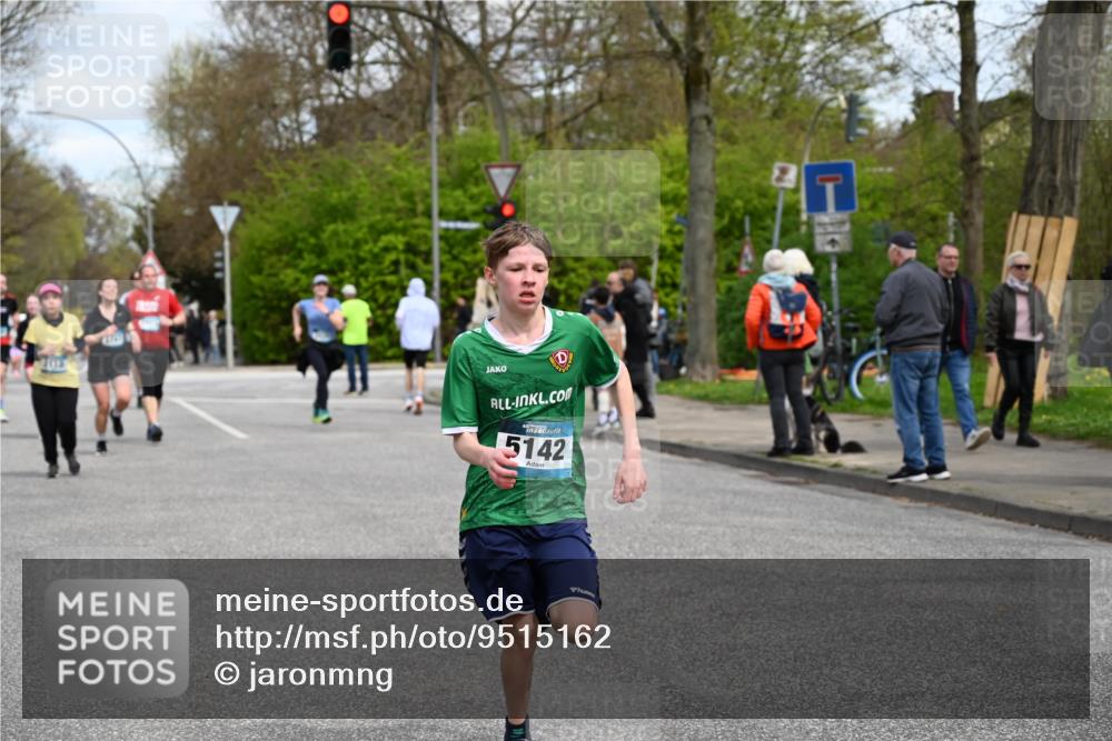 12.04.2026 - 45. Internationalen Wilhelmsburger Insellauf J. Mangold http://msf.ph/oto/9515162 12.04.2026 13:14:24 Ziel 5418, 5481, 4228, 4573, 3360, 3443, 3469, 2107, 4421, 5242, 3425, 5142, 4852, 2430, 5813, 4747, 3773, 5602, 4960, 4418, 5156, 4111, 3306, 3328, 2772, 5348, 4837, 4838, 4669 meine-sportfotos.de