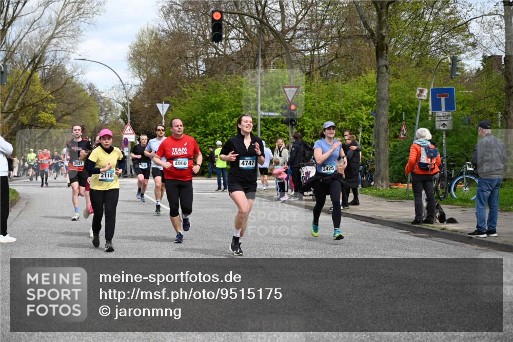 12.04.2026 - 45. Internationalen Wilhelmsburger Insellauf J. Mangold http://msf.ph/oto/9515175 12.04.2026 13:14:26 Ziel 5418, 5481, 4228, 4573, 3360, 3443, 3469, 2107, 4421, 5242, 3425, 5142, 4852, 2430, 5813, 5813, 4747, 3773, 5602, 4960, 4418, 5156, 4111, 3306, 3328, 3306, 3328, 2772, 5348, 4837, 4838, 4669 meine-sportfotos.de