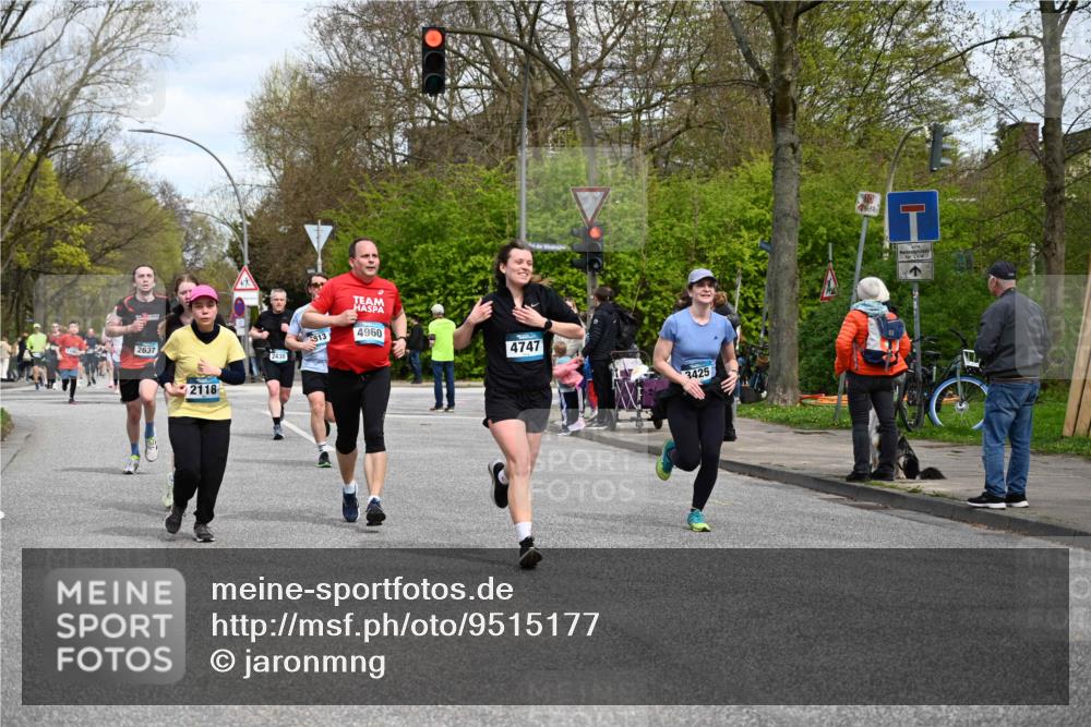 12.04.2026 - 45. Internationalen Wilhelmsburger Insellauf J. Mangold http://msf.ph/oto/9515177 12.04.2026 13:14:26 Ziel 5418, 5481, 4228, 4573, 3360, 3443, 3469, 2107, 4421, 5242, 3425, 5142, 4852, 2430, 5813, 5813, 4747, 3773, 5602, 4960, 4418, 5156, 4111, 3306, 3328, 3306, 3328, 2772, 5348, 4837, 4838, 4669 meine-sportfotos.de