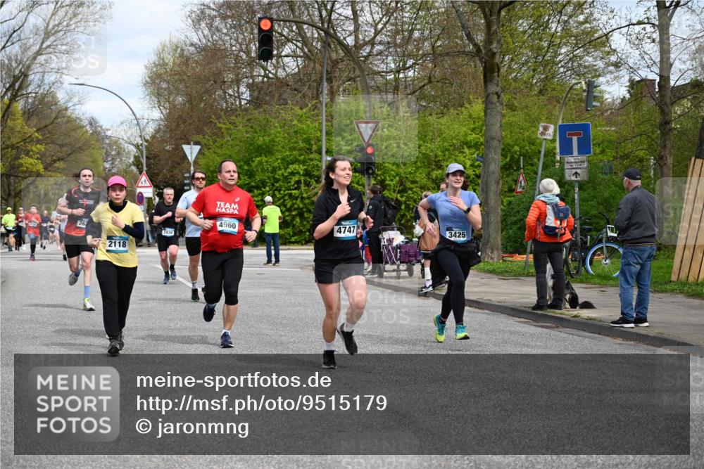12.04.2026 - 45. Internationalen Wilhelmsburger Insellauf J. Mangold http://msf.ph/oto/9515179 12.04.2026 13:14:26 Ziel 5418, 5481, 4228, 4573, 3360, 3443, 3469, 2107, 4421, 5242, 3425, 5142, 4852, 2430, 5813, 5813, 4747, 3773, 5602, 4960, 4418, 5156, 4111, 3306, 3328, 3306, 3328, 2772, 5348, 4837, 4838, 4669 meine-sportfotos.de