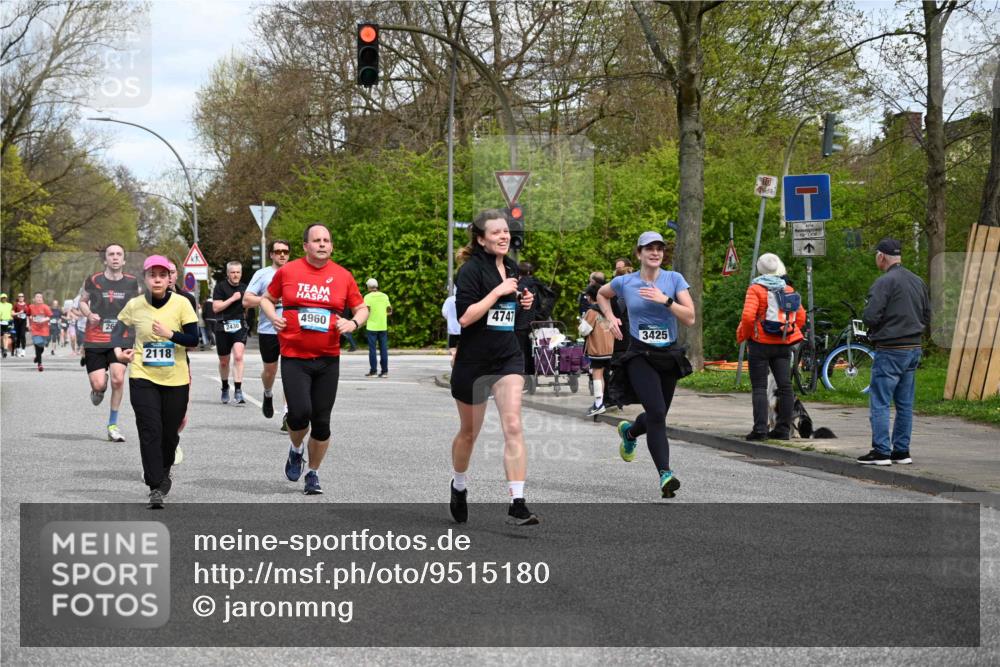 12.04.2026 - 45. Internationalen Wilhelmsburger Insellauf J. Mangold http://msf.ph/oto/9515180 12.04.2026 13:14:26 Ziel 5418, 5481, 4228, 4573, 3360, 3443, 3469, 2107, 4421, 5242, 3425, 5142, 4852, 2430, 5813, 5813, 4747, 3773, 5602, 4960, 4418, 5156, 4111, 3306, 3328, 3306, 3328, 2772, 5348, 4837, 4838, 4669 meine-sportfotos.de