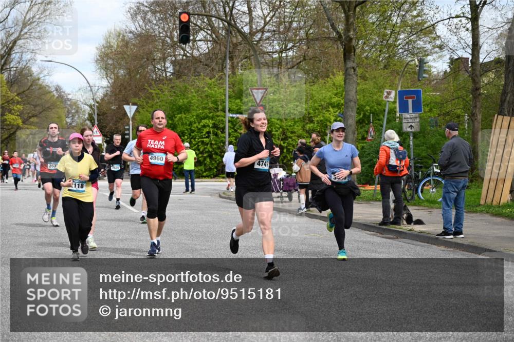 12.04.2026 - 45. Internationalen Wilhelmsburger Insellauf J. Mangold http://msf.ph/oto/9515181 12.04.2026 13:14:27 Ziel 5418, 5481, 4228, 4573, 3360, 3443, 3469, 2107, 4421, 5242, 3425, 5142, 4852, 2430, 5813, 4747, 4747, 3773, 5602, 4960, 4418, 5156, 4111, 3306, 3328, 2772, 5348, 4837, 4838, 4669 meine-sportfotos.de
