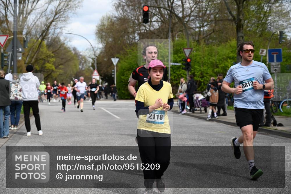 12.04.2026 - 45. Internationalen Wilhelmsburger Insellauf J. Mangold http://msf.ph/oto/9515209 12.04.2026 13:14:30 Ziel 4228, 4573, 3360, 3443, 3469, 2107, 4421, 5242, 3425, 5142, 4852, 2430, 5813, 4747, 3773, 5602, 3773, 5602, 4960, 4418, 5156, 4111, 3306, 3328, 2772, 5348, 4837, 4838, 4669, 2110, 4695, 2815, 2785, 2043, 2118 meine-sportfotos.de